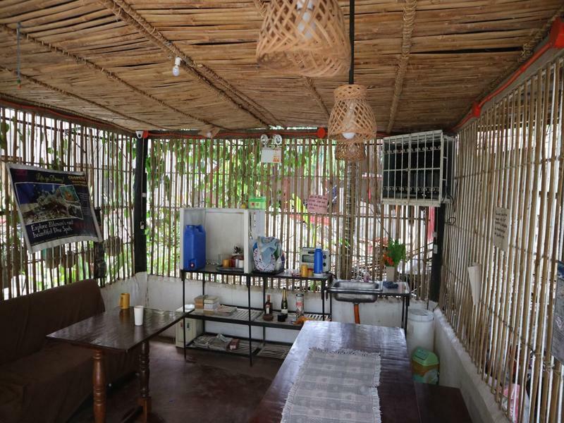Charm Guest House Puerto Princesa Exterior photo